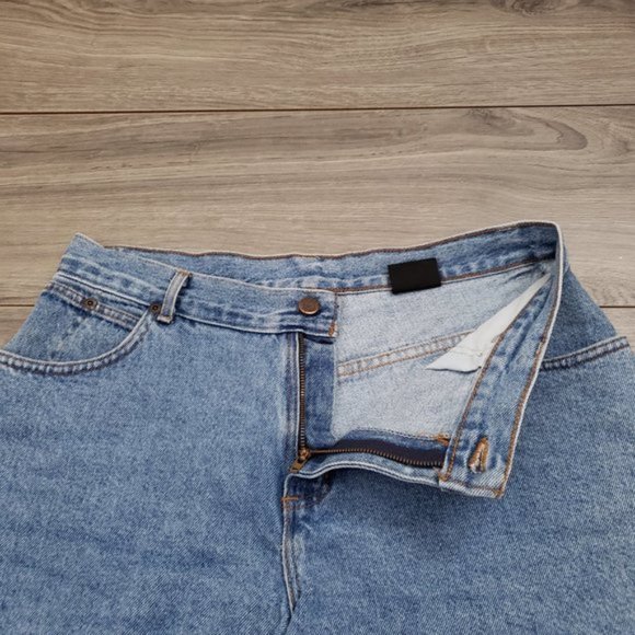 No Boundaries Frayed Hem High Rise Denim Shorts Blue Size 33 - Picture 3 of 8